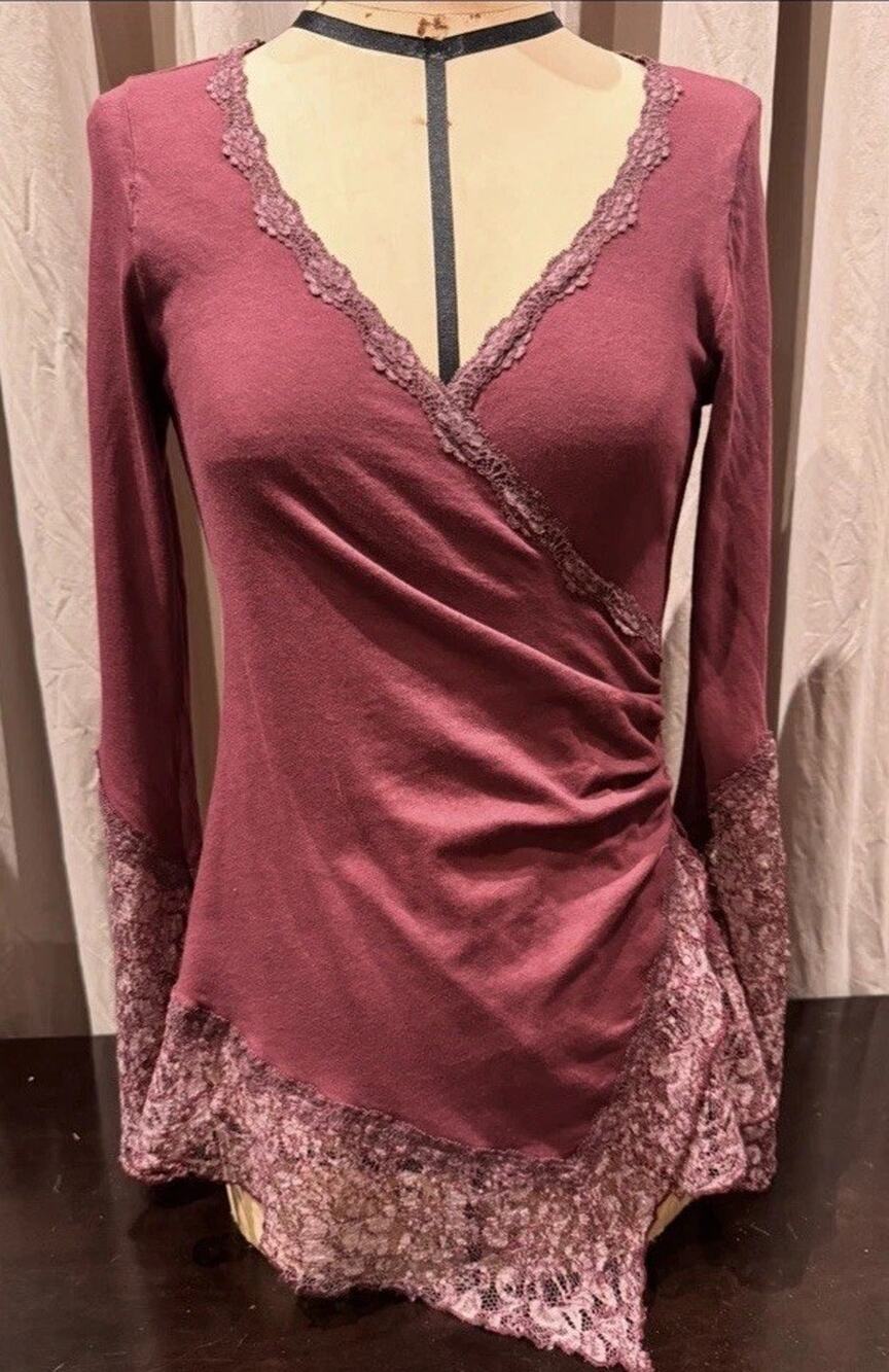 Ann Ferriday Rare VTG Cotton And Lace Angle Wrap Top S/M